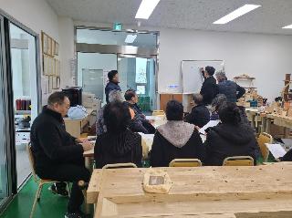[1]260307 부북면 목공예체험강사 양성과정 2기.jpg